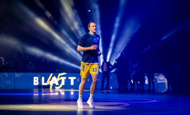 更是塞维利 更是塞维利